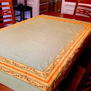 Wonderful tablecloth